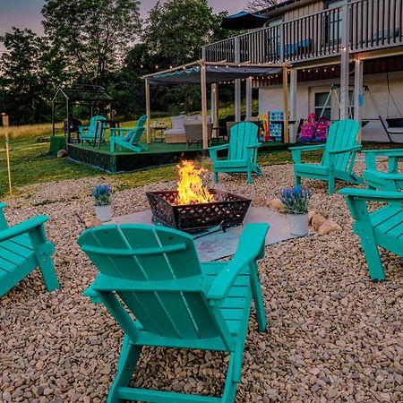 Carloover Vista: Mountain Escape Hot Springs Bagian luar foto