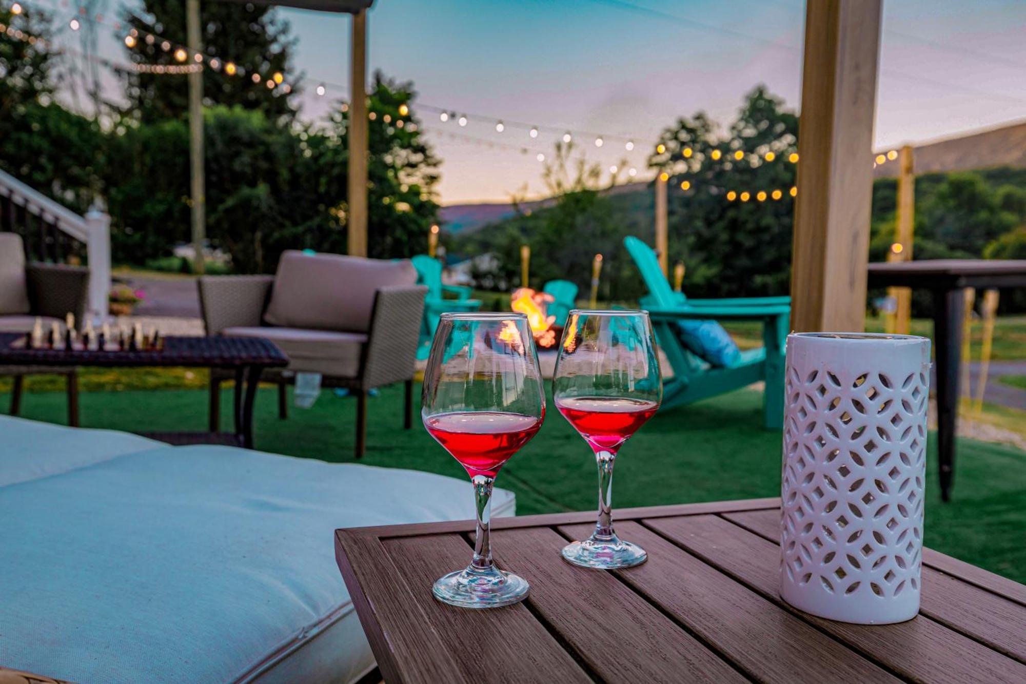 Carloover Vista: Mountain Escape Hot Springs Bagian luar foto